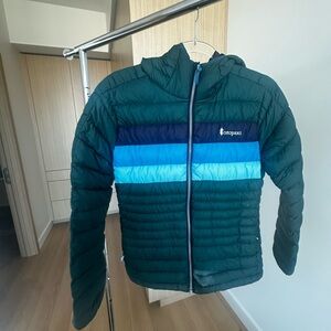 cotopaxi women’s small Teal Jacket with Navy and Bright Blue Chest Stripes
